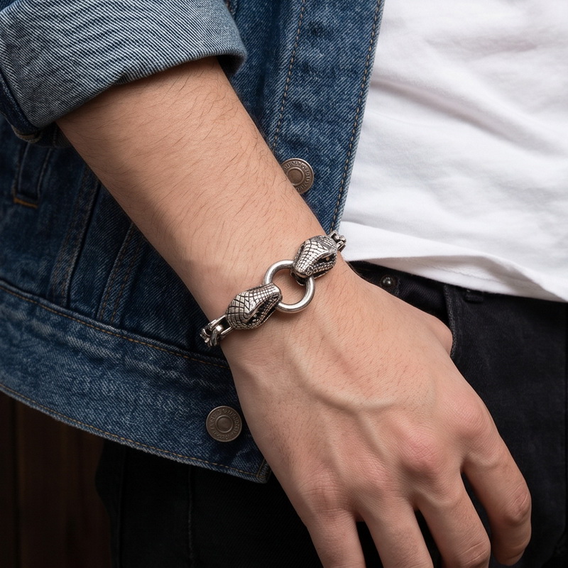 カレン ヴィンテージ ステンレススチール スネークブレスレッ - Men Accessories Bd のレビューと価格