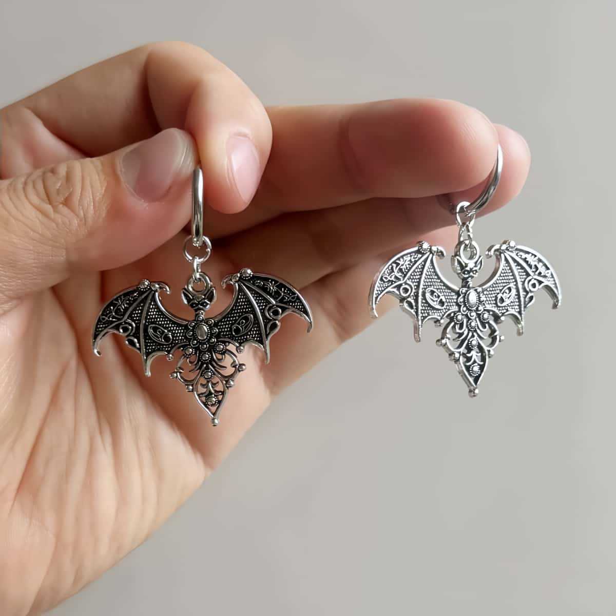 ヴァンパイアバットイヤリング、ゴシックジュエリー、魔術アクセ - Men'S Vampire Accessories のレビューと価格