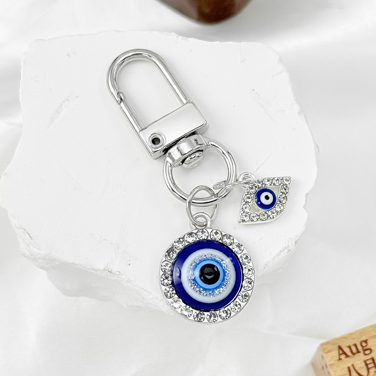 キーホルダーまつげメタル邪眼キーホルダー車のキー女性男性ハン - Men Accessories Evil Eye のレビューと価格