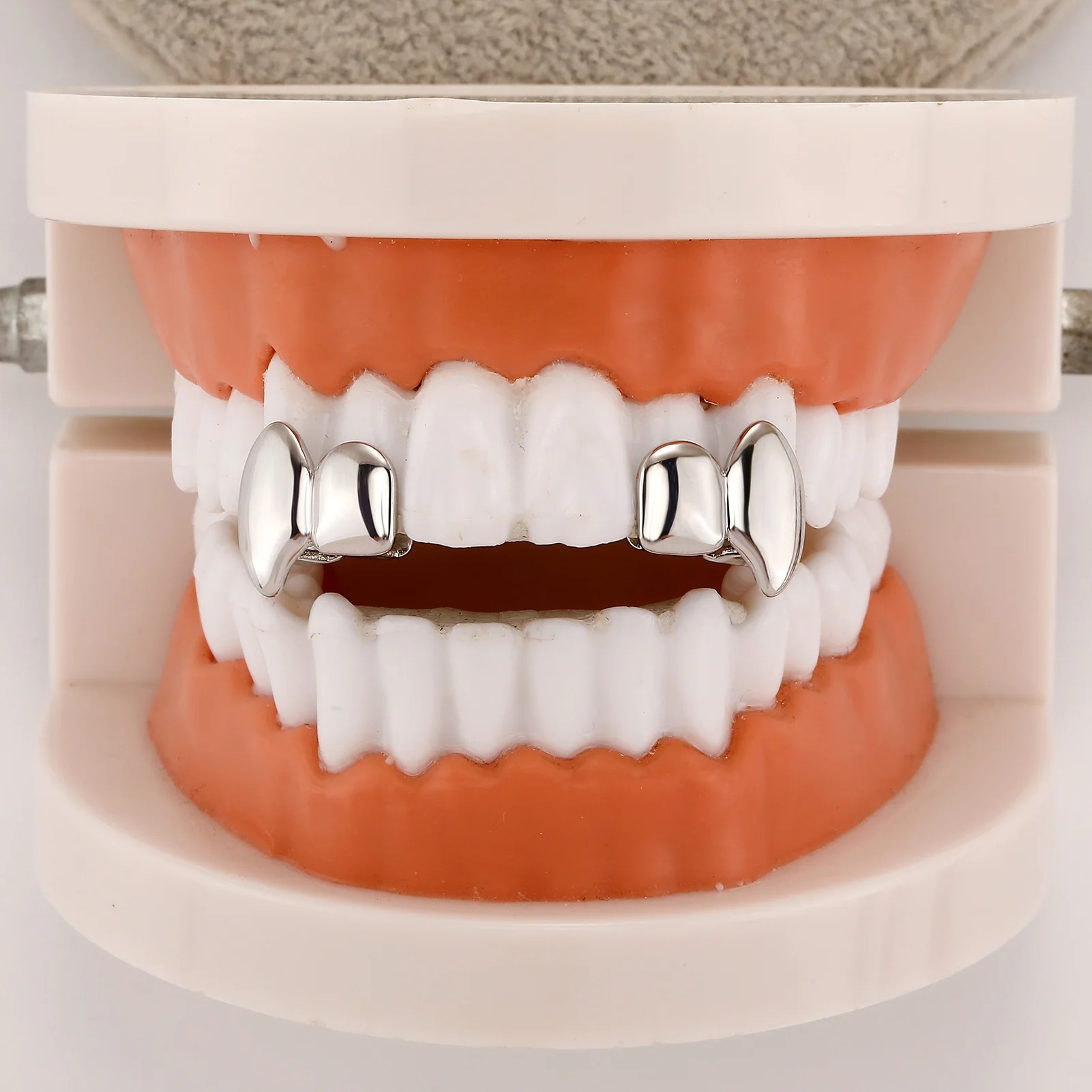 2個入り ヴァンパイアDIYダブルファングリルズ 光沢のある - Men'S Vampire Accessories のレビューと価格