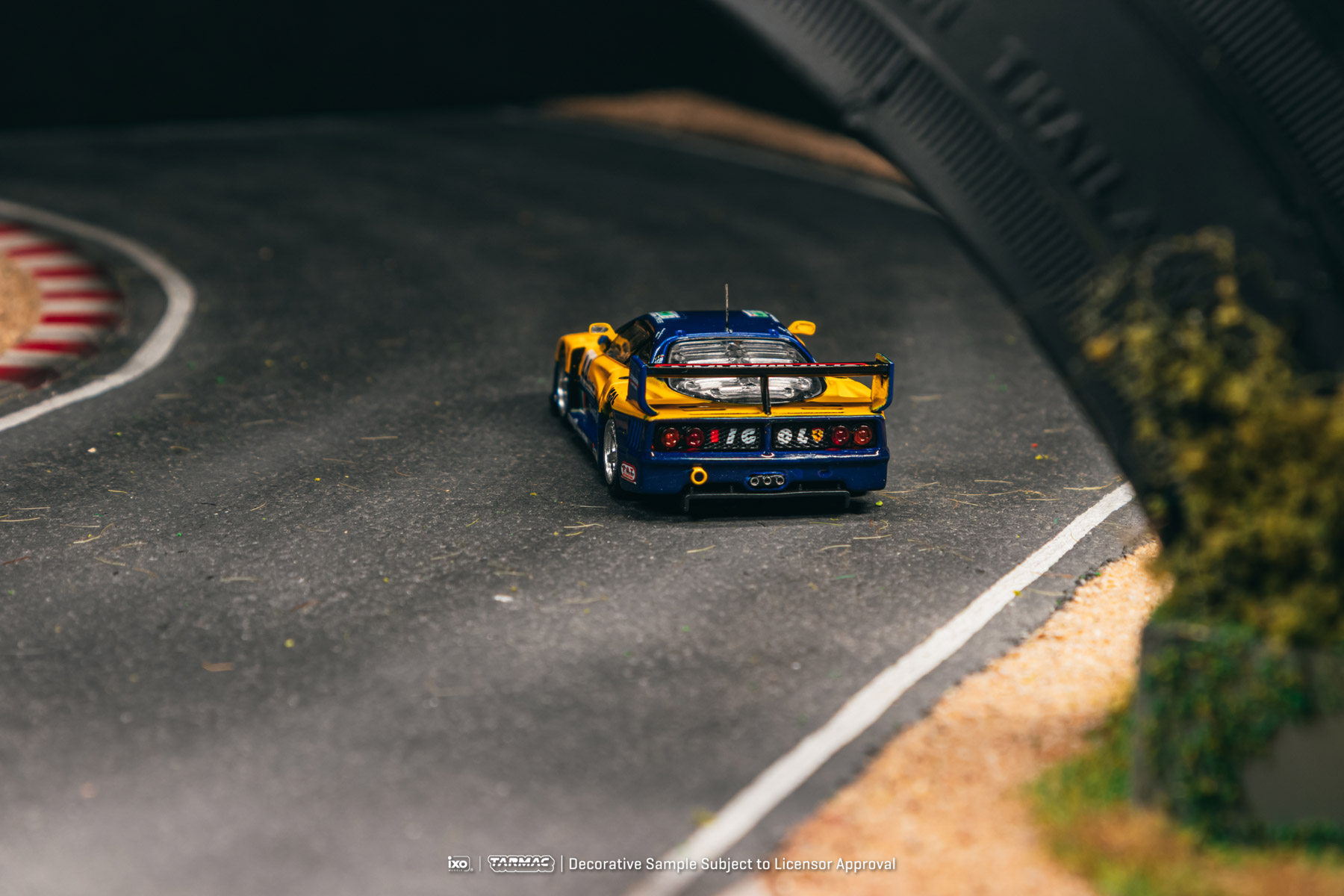 在庫あり TW 1:64 フェラーリ F40 GTE 24時 - Men Accessories Collection のレビューと価格
